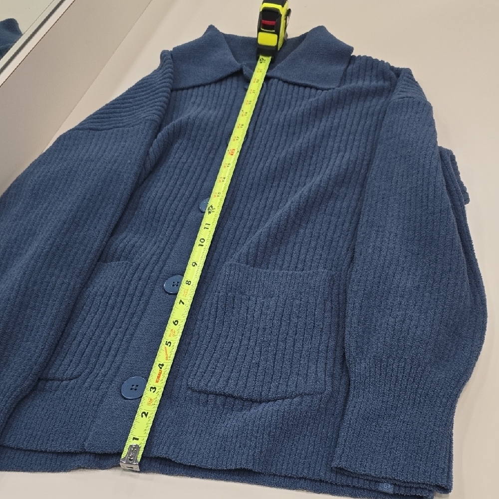 UGG Junipher Cardigan Lite in the color Desert Blue, M, NWT - Picture 11 of 16